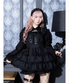 BABY, THE STARS 姫袖後ろシャーリングブラウス 黒黒 - メルカリ