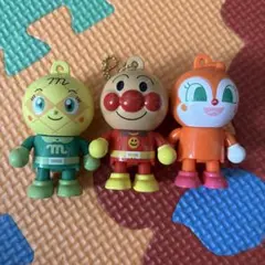 アンパンマン キーホルダー　ガチャガチャ