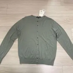 未使用！ユニクロエクストラファインメリノカーディガン　グリーン
