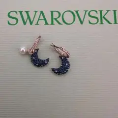 Swarovski 月形フックピアス 青色クリスタル　月取外しできます
