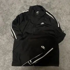 nike ジャージ 上下