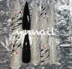 韓国　ギャル　ネイルチップ　ネイル　ロング　スナ系　平成　y2k ゼブラ