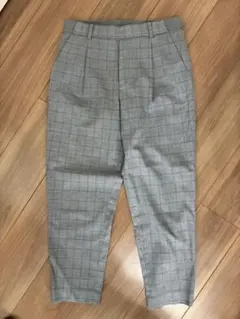 ユニクロ　EZYスマートアンクルパンツ　レディース　Mサイズ