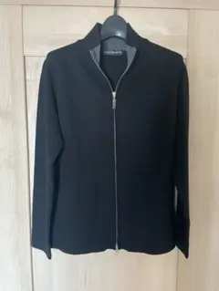 ブラック ジップアップ ニット