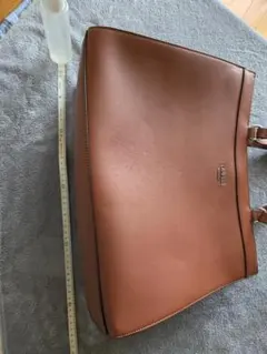 GUESS トートバッグ ブラウンのサムネイル