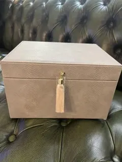 ★新品・未使用♡Francfrancグレー アクセサリーケース ミラー付きのサムネイル
