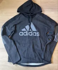 adidas フード付きパーカー