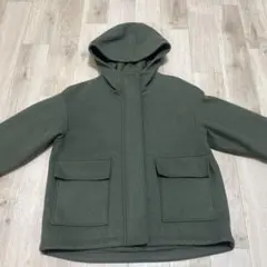 GU フード付きショートコート　オリーブグリーン
