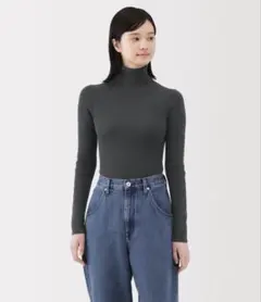 4/19まで！無印　婦人 洗えるウールハイゲージリブタートルネックセーター S