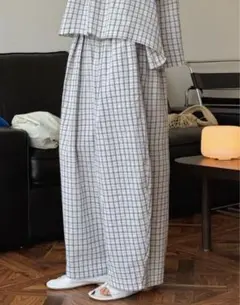 Acne studiosハイウェストパンツ◉交渉等お気軽にどうぞ〜！ 2025年最新】Acne Studios レディース カジュアルパンツの人気