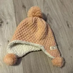 ピンク ポンポン付きニット帽