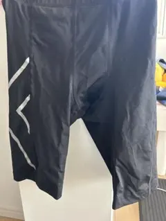 2xu コンプレッションハーフタイツ（M）