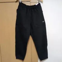 nike ソロスウッシュ フリースパンツ