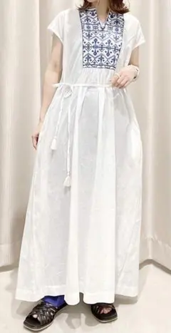 Item thumbnail for item 91335739-7f3e-45eb-9194-92953b87c704