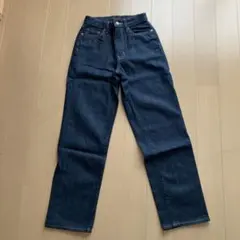 【新品未使用】UNIQLO ハイライズレギュラーストレートジーンズ