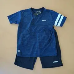 umbro半袖スーツ【新品、タグ付き】
