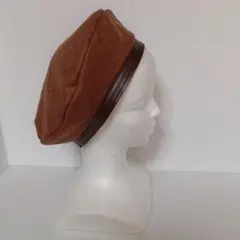 ベレー帽フェイクレザー縁取り　ハンドメイド