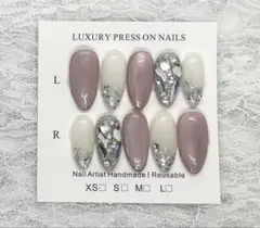 現品限り ピンクのキラキラネイルチップ