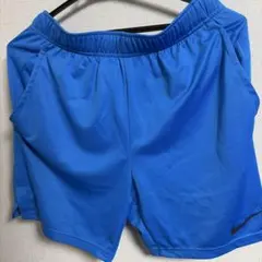NIKE青色ポケット付きショートパンツ