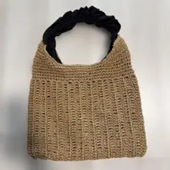 Item thumbnail for item f833c864-f546-4572-bf50-42fb1d10e281