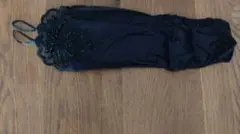 ビーズの刺繍手袋