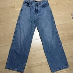 UNIQLO バギージーンズ　2023春モデル　25インチ　標準丈