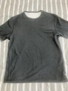 Calvin Klein ダークグレー Tシャツ