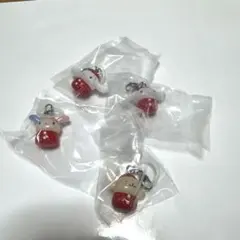 サンリオ　いちごめじるしアクセサリー　シナモンウサハナ　プリン