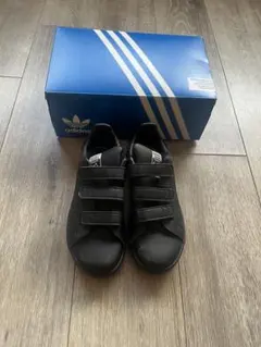 adidas 黒 20.5 スタンスミス