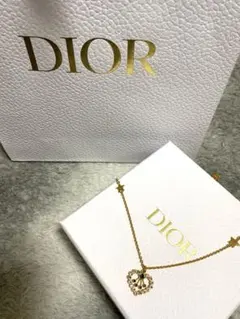 Dior In Heart Lights ネックレス