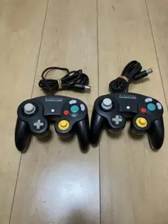 ゲームキューブコントローラー　２個セット