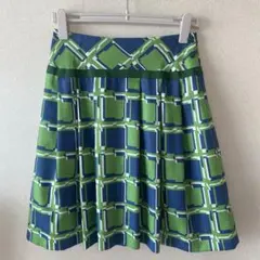 アーモワールカプリス　レトロ柄スカート　サイズ38のサムネイル