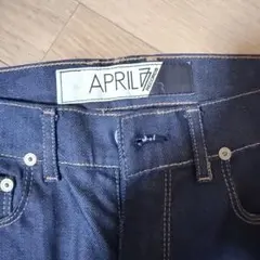 APRIL77 ストレートデニム インディゴ　スキニー　バギーパンツのサムネイル