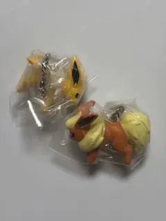 ポケモン(イーブイ)つまんでつなげてマスコット12 サンダース ブースターセット