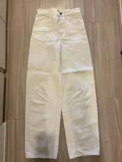 UNIQLO U ワイドフィットカーブジーンズ 白 24 61cm 丈長め