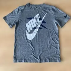 NIKE グレー Tシャツ Youth L(150)