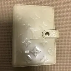 値下げ ルイヴィトン 手帳カバー ヴェルニ