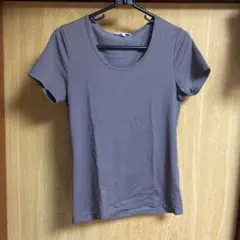 【処分】 中古　　ユニクロ Tシャツ グレージュ