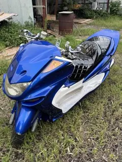 YAMAHA マジェスティ250C カスタム車両