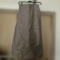 フェイクレザー　赤みのあるグレー ロングスカート ゴムウエスト