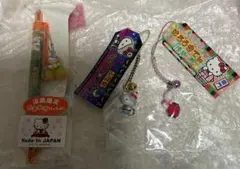 ハローキティご当地ストラップとペンセット