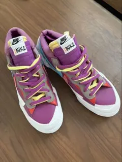 NIKE BLAZER LOW SACAI KAWS DM7901-500