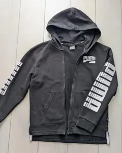PUMA 黒 フルジップパーカー