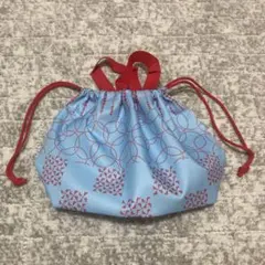 三越伊勢丹所蔵の伊勢型紙紋様 巾着バッグのサムネイル