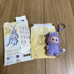 ラブブ　PIN FOR LOVE イニシャルラブブ　?