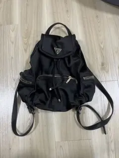 GUESS ブラック ナイロン リュック