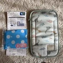 新品　プティマイン恐竜柄 抱っこひも用ひんやりマット 約39cm x 19cmのサムネイル
