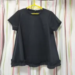 Tシャツ　フレア