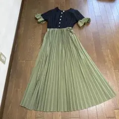 ネイビーオリーブプリーツロングワンピース