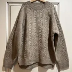 Leshy forest レーシーフォレスト　ケーブル編み ニットセーター